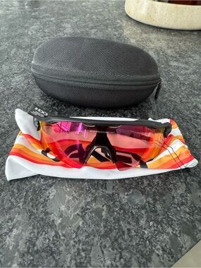 Oakley M Frame with Polarized Lens